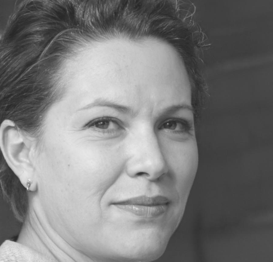 Freya Lundquist, financial analyst